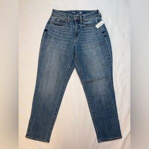 Old Navy NWT Size 6 Medium Wash High Rise OG Curvy Straight Leg Jeans